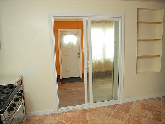 4th image of 4457 Mundy Ln