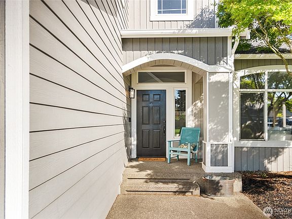 2nd image of 8101 48th Avenue SW