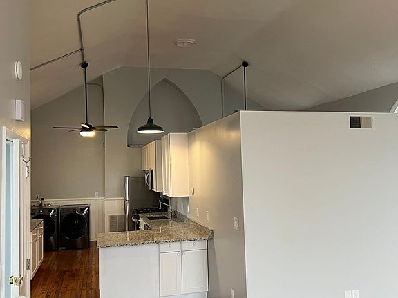 5th image of 511 Front St #2