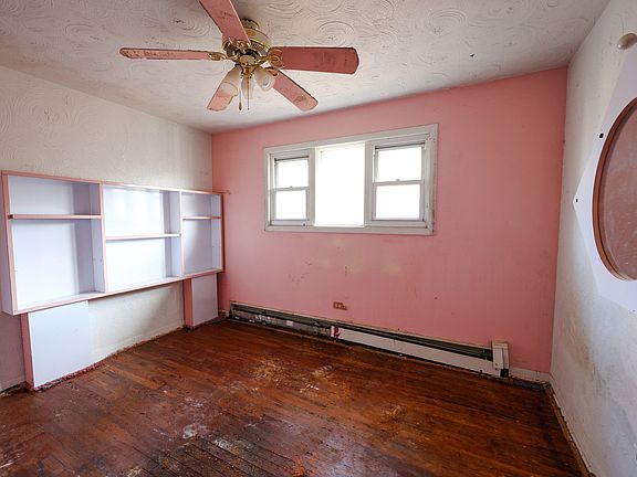 5th image of 333 Luella Ave