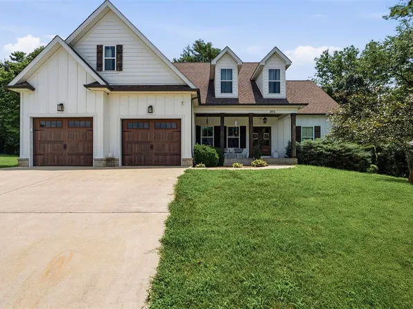 301 McIntyre St, Bowling Green, KY 42101