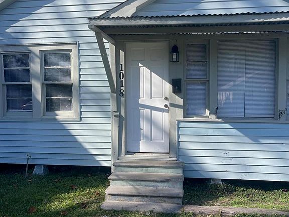 2nd image of 1018 French St