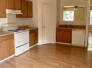 5 Martin Dr, Ona, WV 25545