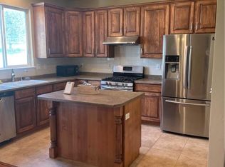 3044 W Desert Lily Dr, Lehi, UT 84043