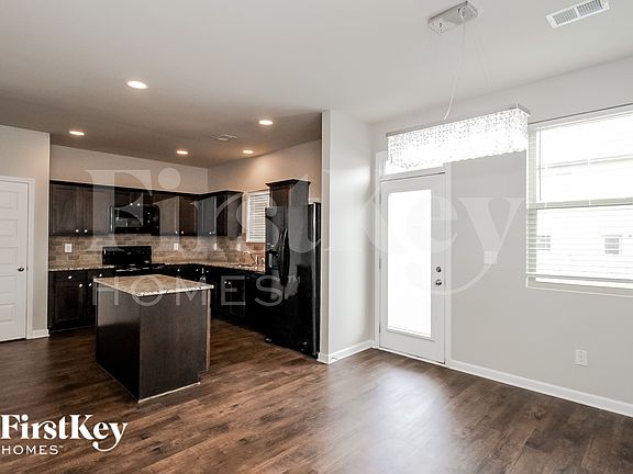 5th image of 11848 Lovejoy Crossing Blvd