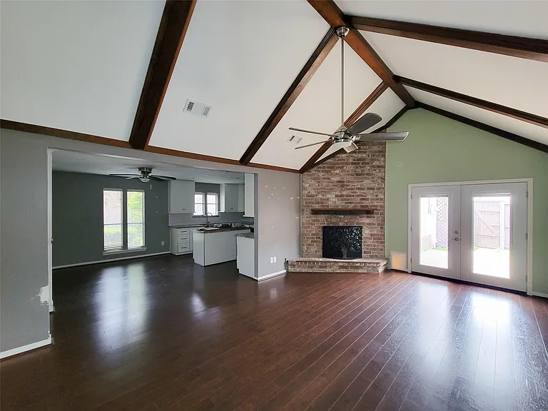 2815 Cambridge Ln — Photo 16