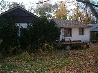 2nd image of 77 Quaker Trace Rd