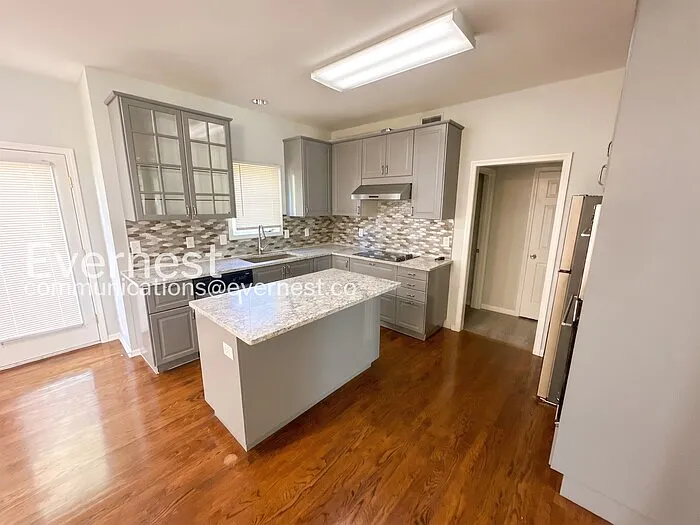 6230 W 155th Ter — Photo 5