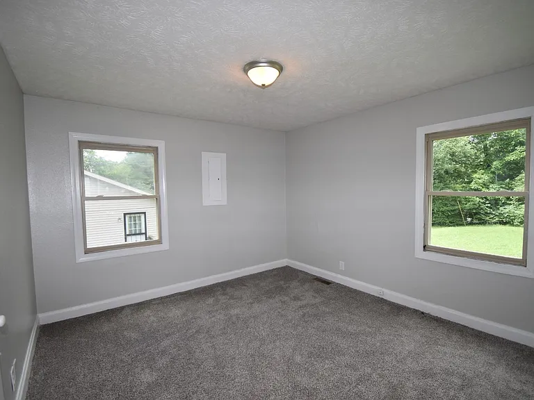 914 W Happy Hollow Dr — Photo 8