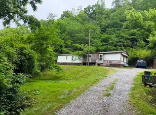 136 Virgie Holw, Virgie, KY 41572