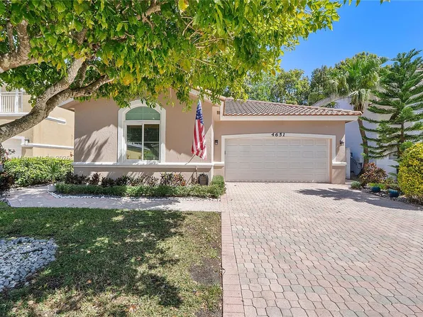 4651 NW 94th Ct, Doral, FL 33178