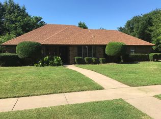 2104 Steeplewood Dr, Grapevine, TX 76051