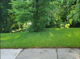 1530 Lansing Ave, Lansing, MI 48915