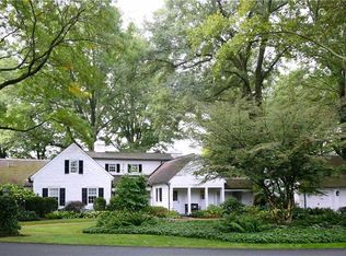 1590 Weyhill Cir, Bethlehem, PA 18015