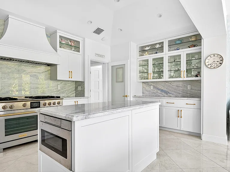 107 E Inlet Dr — Photo 16