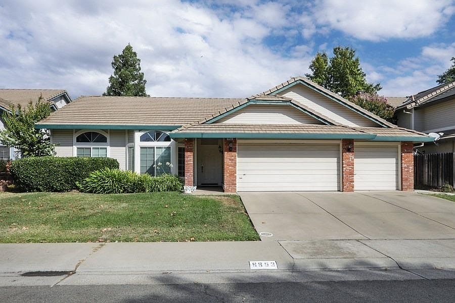2nd image of 8853 Freemark Way