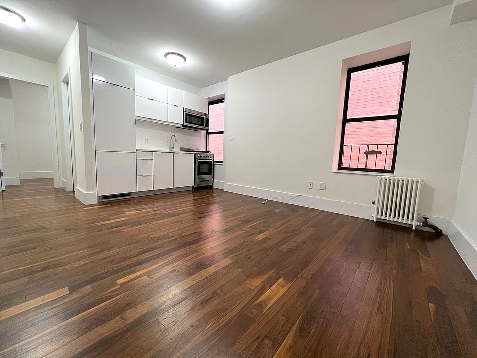 1st image of 455 Hudson St #55
