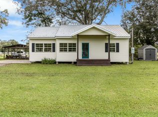 907 Piat Rd, Youngsville, LA 70592