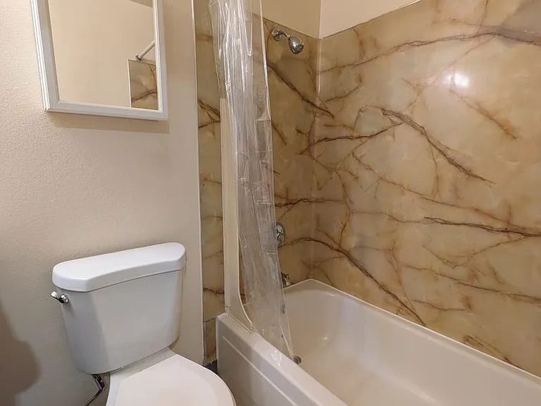 Chelsea Manor Apartments — Photo 19