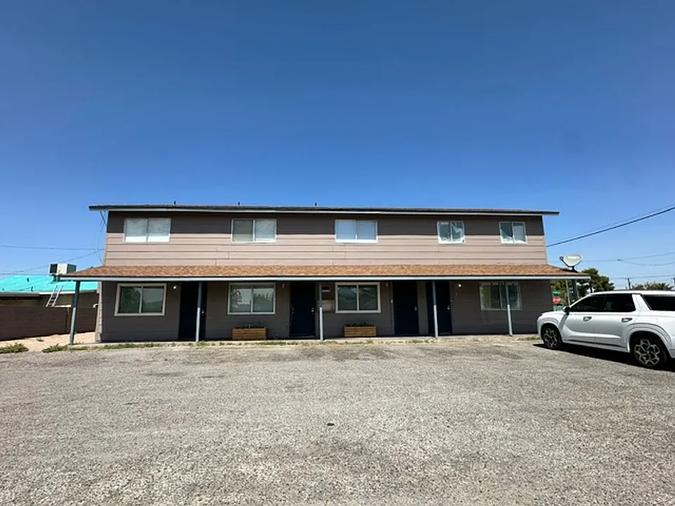 3411 Center Dr