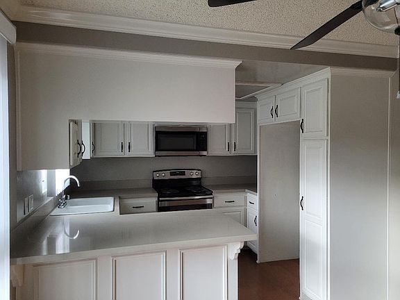 2nd image of 501 N Monterey St #Xrefdkzsr