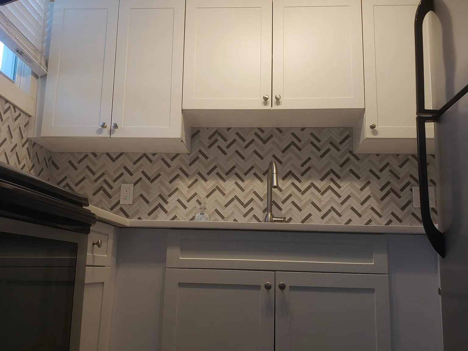 2 bed, 650 sqft, $1,575 — Photo 3