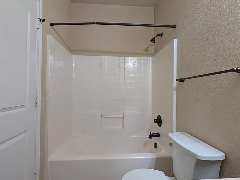 298 Rosalie Dr — Photo 17