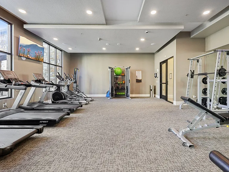 Luxia Craig Ranch — Photo 33