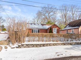 2 Briggs Rd, Lake Hopatcong, NJ 07849
