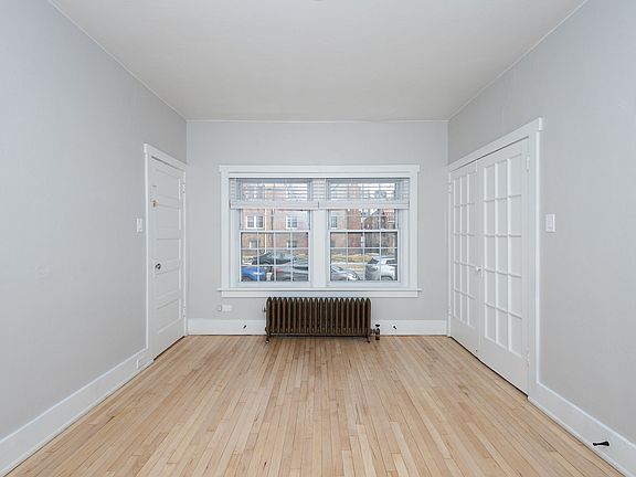5th image of 995 N Corona St APT 1