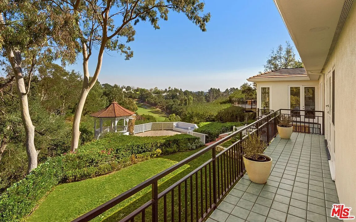 282 Bentley Circle - 1 — Photo 4