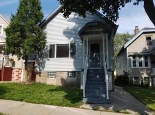 2622 S 7th St, Milwaukee, WI 53215