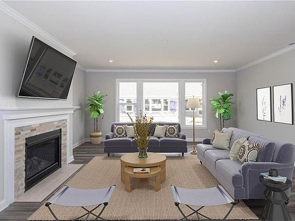 4th image of 3970 Stratfield Way