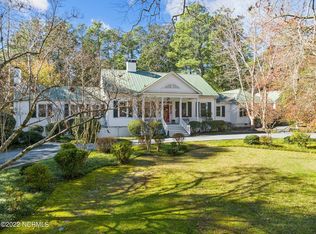 1290 E Indiana Ave, Southern Pines, NC 28387