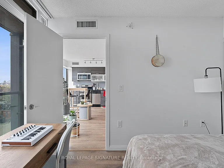 36 Lisgar St #1722E — Photo 16