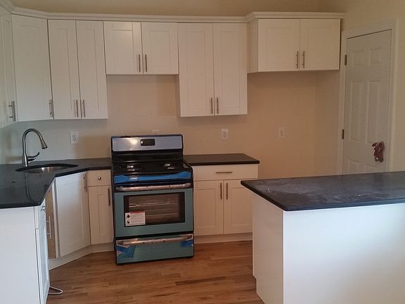 5th image of 4341 Carpenter Avenue