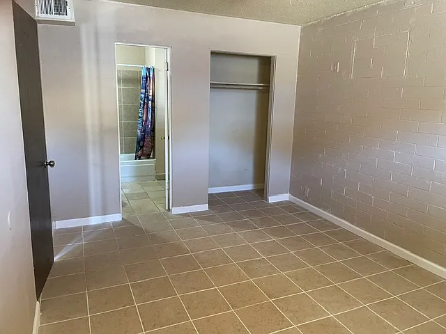 1327 W Sahuaro Dr #A — Photo 5