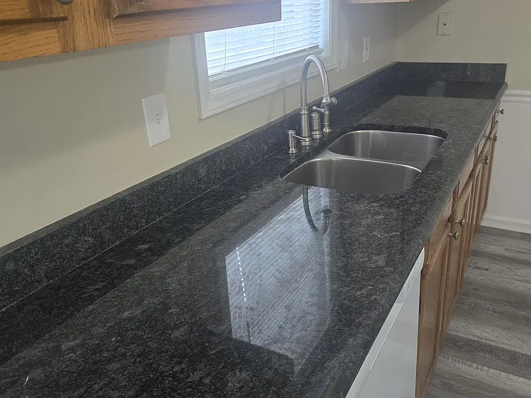 652 Connors Cv — Photo 25