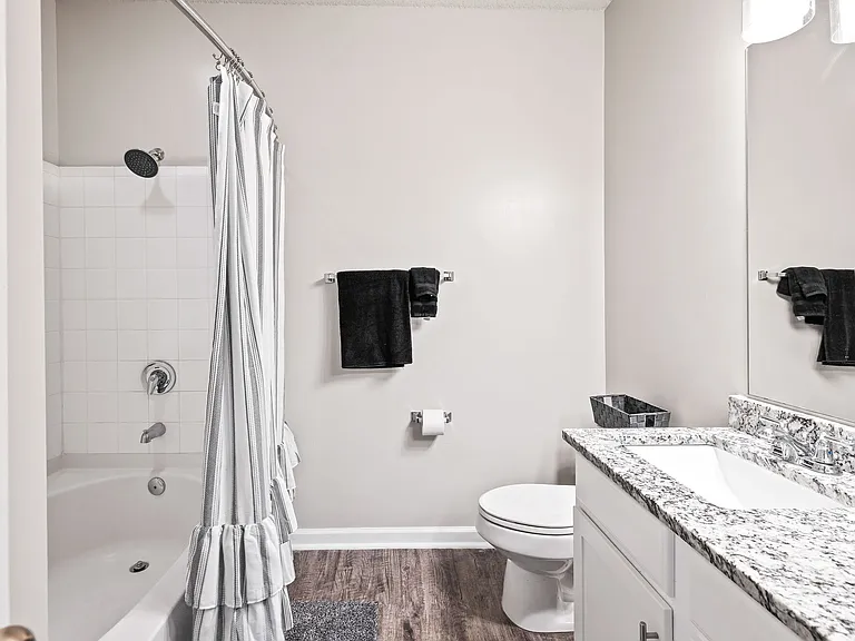 Olympus Fenwick — Photo 11