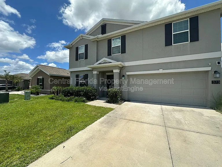 373 Pineywoods St — Photo 2