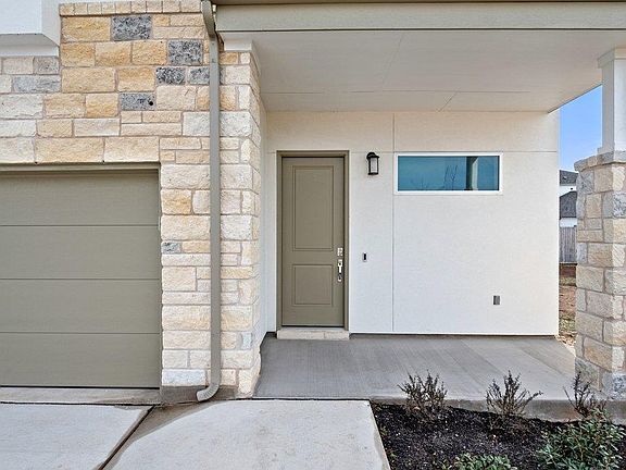 2nd image of 2205 Cento Walk