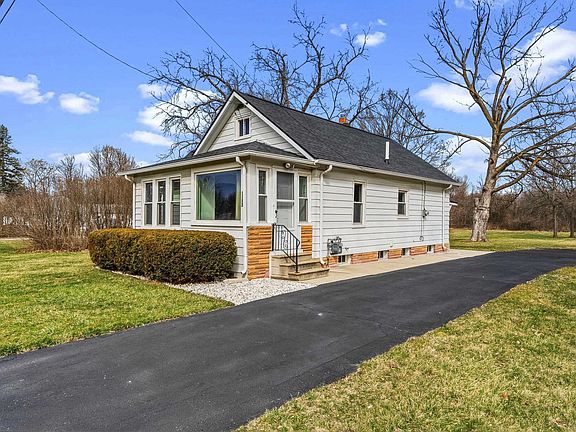 2nd image of 5113 Richfield Rd