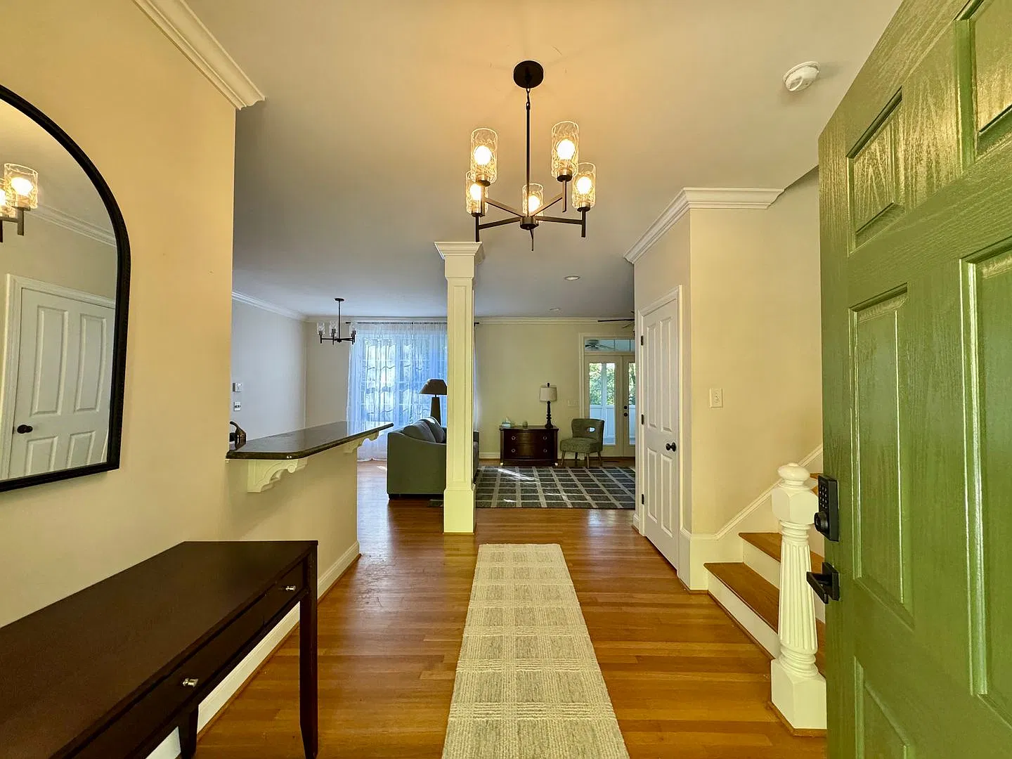 Welcome to 110 Ruth St! — Photo 2