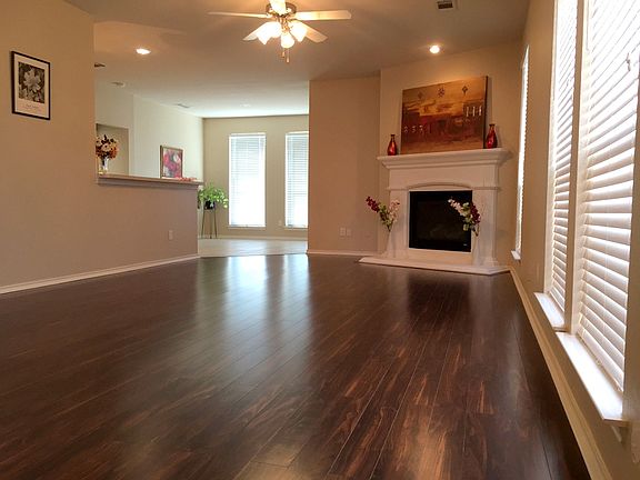 2nd image of 2028 Leandra Ln