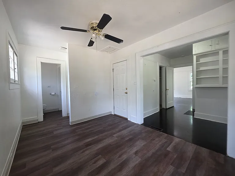 950 Capitol St NE — Photo 17