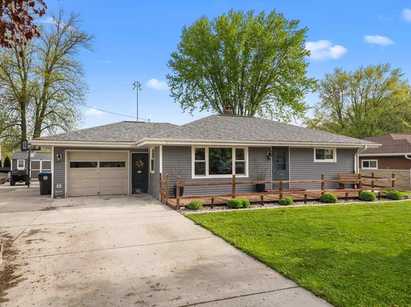 410 Grand Ave, Denmark, WI 54208