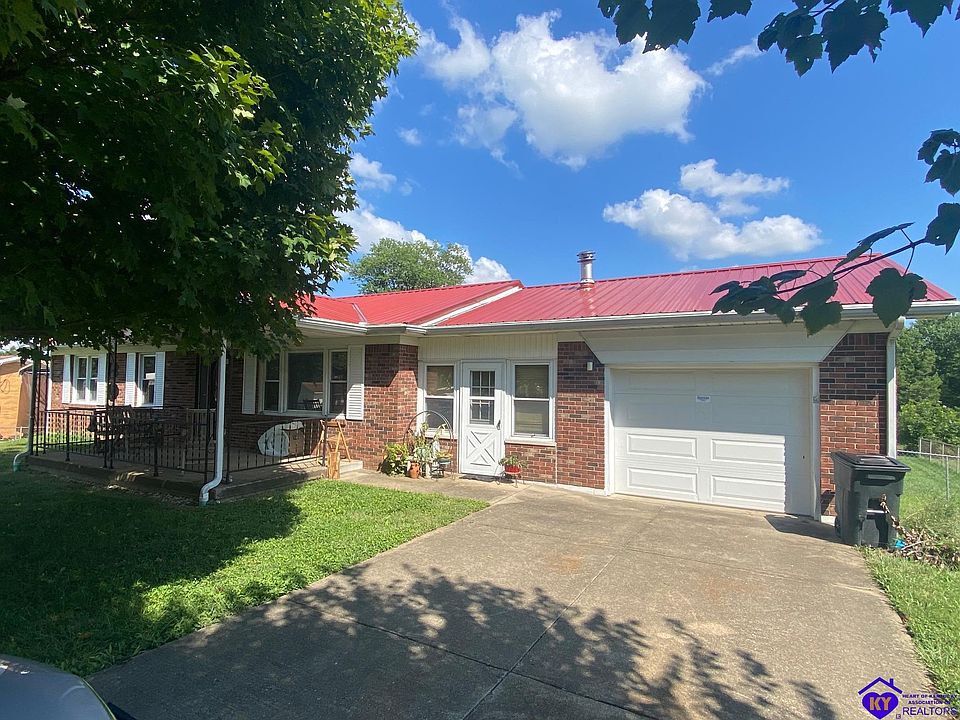 1st image of 304 Cheryl Ave