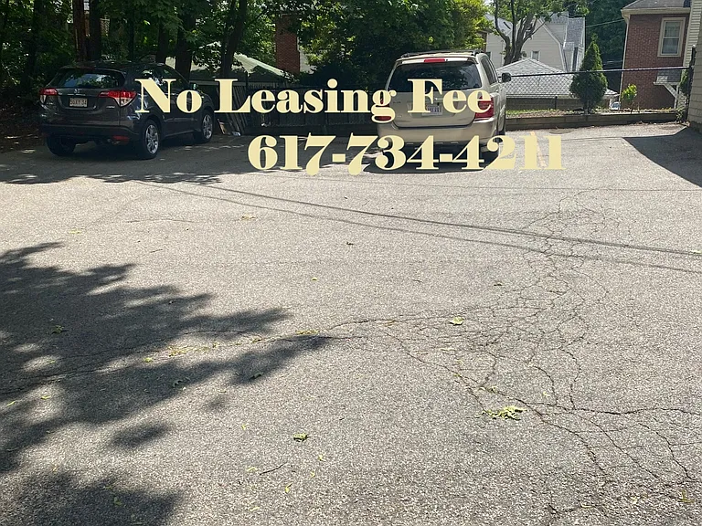 592 Cambridge St — Photo 8