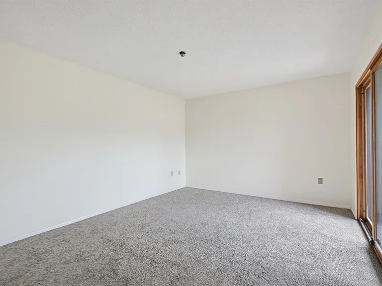 52 Rosewood Dr #52 — Photo 25