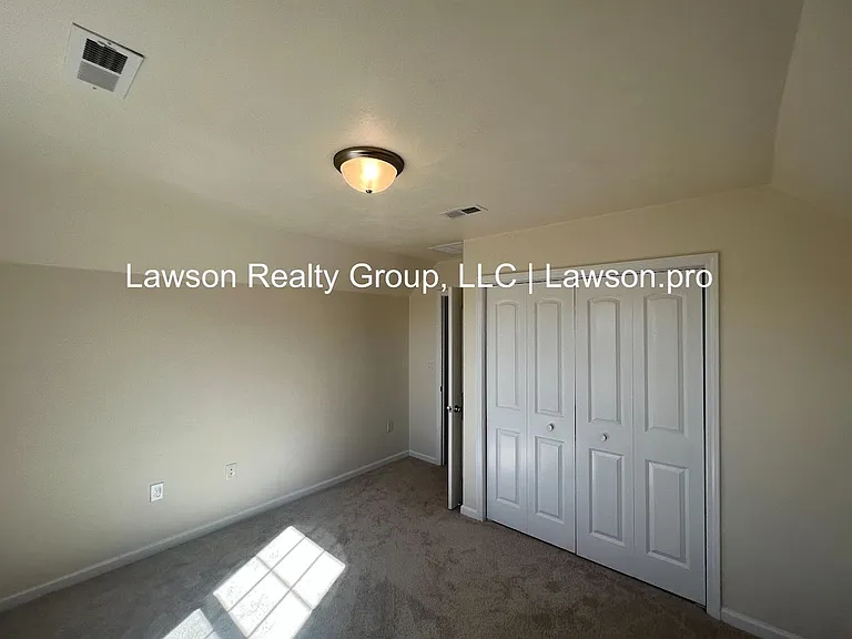 2080 Lawson Ln — Photo 49